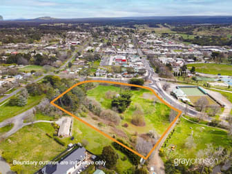 1 Kilmore Road Gisborne VIC 3437 - Image 2