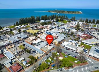 13 Coral Street Victor Harbor SA 5211 - Image 3