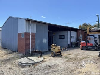 Click to view all images 25 Stone Street Armadale WA 6112 - Image 3