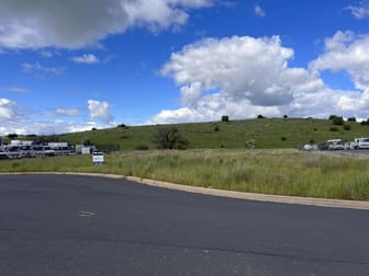 Click to view all images 28 Colliers Avenue Orange NSW 2800 - Image 3