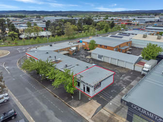 1/30 Lyell Street Fyshwick ACT 2609 - Image 2
