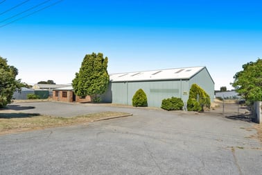 16 Burns Road Armadale WA 6112 - Image 2
