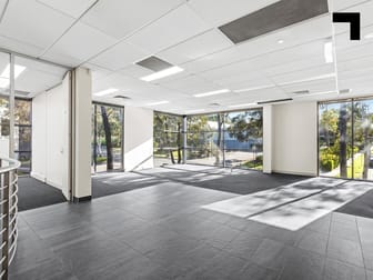 1/10 Duerdin Street Clayton VIC 3168 - Image 2