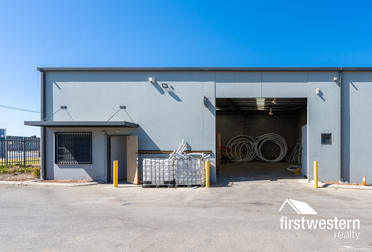 1/25 Turnbull Road Neerabup WA 6031 - Image 2