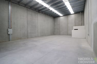 Click to view all images 19/22 Watt Road Mornington VIC 3931 - Image 2