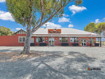 Falcon Hotel 7784 Murray Valley Highway Echuca VIC 3564 - Image 2