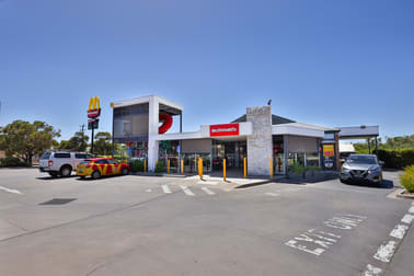Click to view all images 7 Galena Street Broken Hill NSW 2880 - Image 3