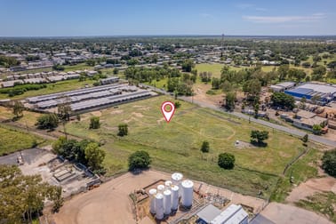 DA Approved/1 Sullivan St Emerald QLD 4720 - Image 3