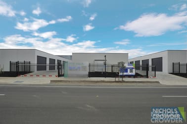 Click to view all images 13/29-31 Whitfield Boulevard Cranbourne West VIC 3977 - Image 3
