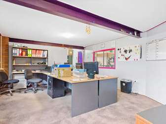 WHOLE OF PROPERTY/334 Leichhardt Street Parkhurst QLD 4702 - Image 2