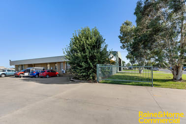 20 Stuart Road Wagga Wagga NSW 2650 - Image 3