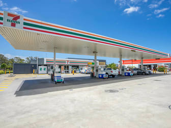 166 Gainsborough Drive Pimpama QLD 4209 - Image 2