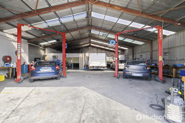 Click to view all images 186 Fyans Street South Geelong VIC 3220 - Image 2