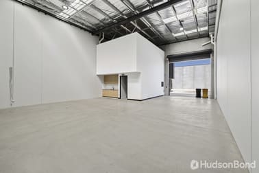 27/74 Willandra Drive Epping VIC 3076 - Image 2
