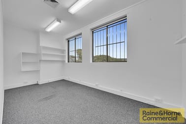 15/696 Sandgate Road Clayfield QLD 4011 - Image 2