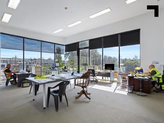 9a/339 Williamstown Road Port Melbourne VIC 3207 - Image 2