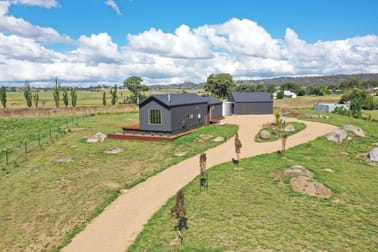 255 East Street Tenterfield NSW 2372 - Image 1