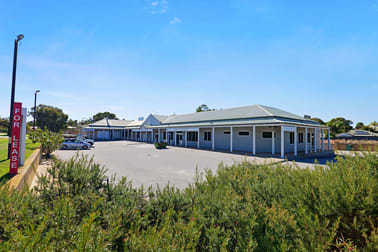 1 Sutherland Parade Parmelia WA 6167 - Image 1