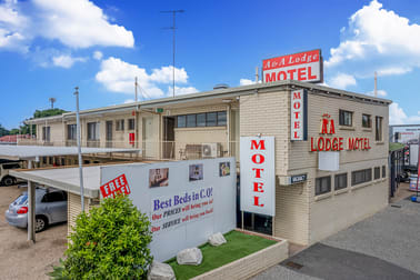 Reliable Motel Investment/109 Clermont St Emerald QLD 4720 - Image 1