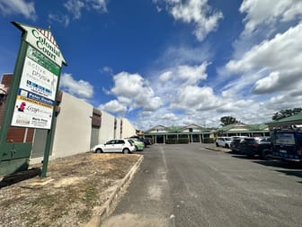 Click to view all images 4/220 Walker Street Svensson Heights QLD 4670 - Image 3