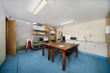 1/8 Kembla Street Cheltenham VIC 3192 - Image 3