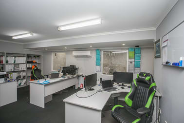 8 & 9/7 Prindiville Drive Wangara WA 6065 - Image 3
