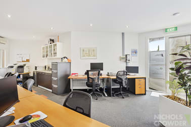 9/1 Hoylake Grove Mornington VIC 3931 - Image 3