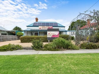 37 Macleod Street Bairnsdale VIC 3875 - Image 1