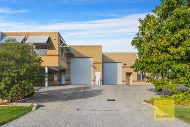 32 Parkinson Lane Kardinya WA 6163 - Image 1