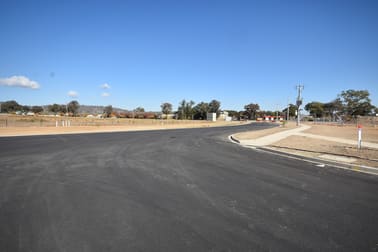 124/ Chapple Street Wodonga VIC 3690 - Image 2