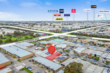 15 Amberley Crescent Dandenong VIC 3175 - Image 2