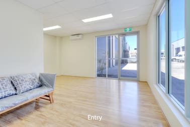 8/6 Glory Road Gnangara WA 6077 - Image 2