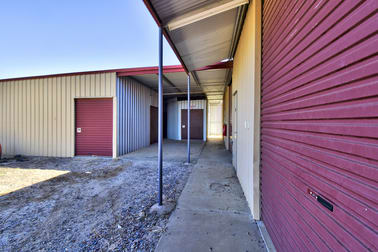 123 Spoonbill Street Longreach QLD 4730 - Image 1