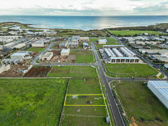 32 Launceston St Williamstown North VIC 3016 - Image 1
