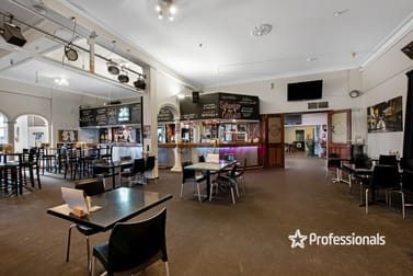 79 Marine Terrace Geraldton WA 6530 - Image 3