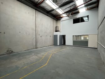 Unit 8/31-33 Chaplin Drive Lane Cove NSW 2066 - Image 2