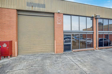 8/18-20 Burton Court Bayswater VIC 3153 - Image 2