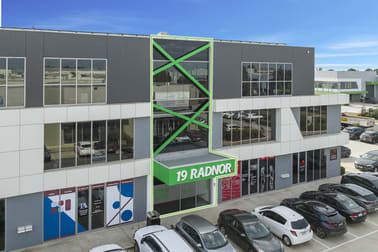 10/19 Radnor Drive Deer Park VIC 3023 - Image 2