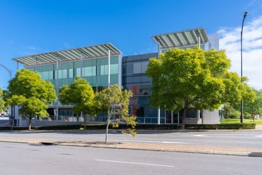 2/100 Railway Road Daglish WA 6008 - Image 2