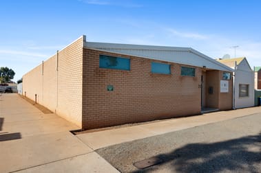 25 Forrest Street Kalgoorlie WA 6430 - Image 2