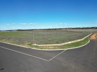 31 McGuinn Crescent Dubbo NSW 2830 - Image 2