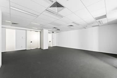 805-807/9 Yarra Street South Yarra VIC 3141 - Image 3