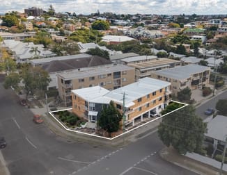 1-7/30 Barlow Street Clayfield QLD 4011 - Image 2