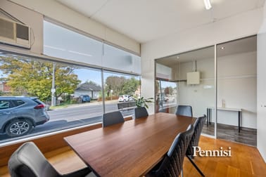 81 Hoffmans Road Niddrie VIC 3042 - Image 2