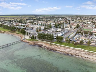 34 Poynton Street Ceduna SA 5690 - Image 1