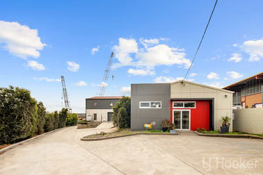 7 Aurora Place Queanbeyan East NSW 2620 - Image 2