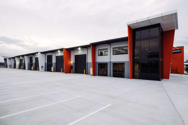 1/2 Aliciajay Circuit Luscombe QLD 4207 - Image 3