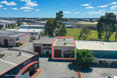 4/10 Mcelligott Court Canning Vale WA 6155 - Image 2