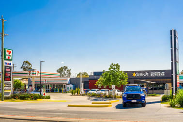 7-Eleven & Carl's Jr, 357 Brisbane Street West Ipswich QLD 4305 - Image 2