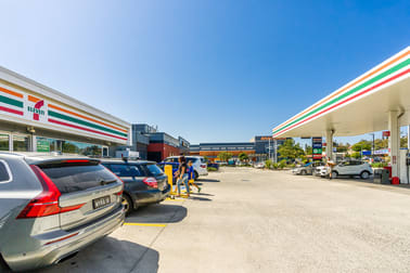 7-Eleven & Carl's Jr, 357 Brisbane Street West Ipswich QLD 4305 - Image 3